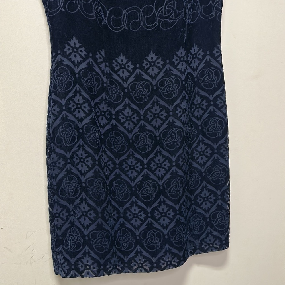 MNG NIGHT | Navy Blue Velvet Patterned Midi Dress - Picture 3 of 7